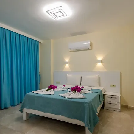 Villa Skyler Villalari *